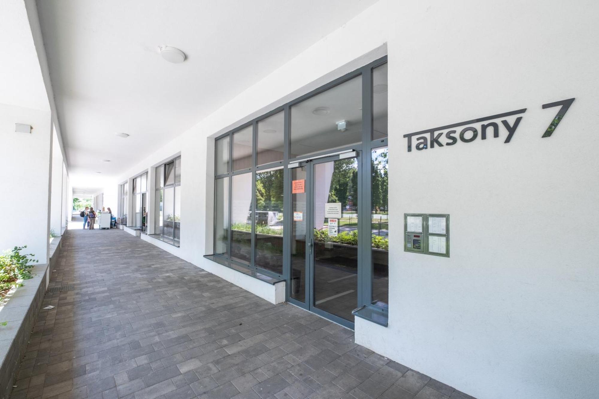 T7 Apartments Modern And Comfortable, Budapest